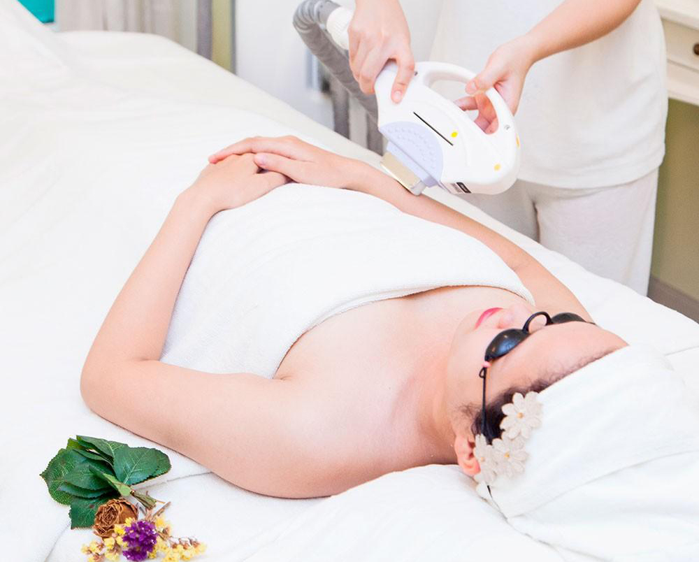 Triệt Lông Tay Tại Sen Beauty